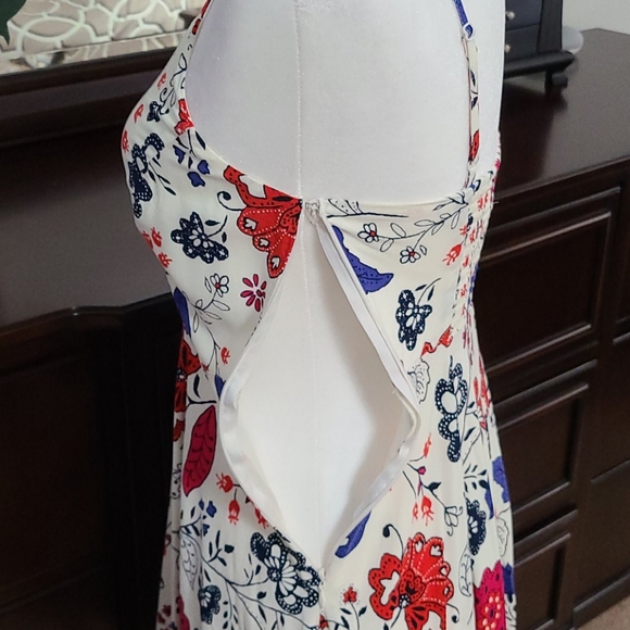 Old Navy midi floral dress - Picture 8 of 11